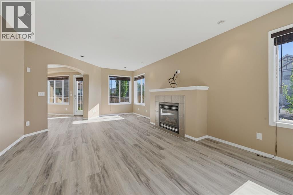 4 Everglen Grove SW — photo 4