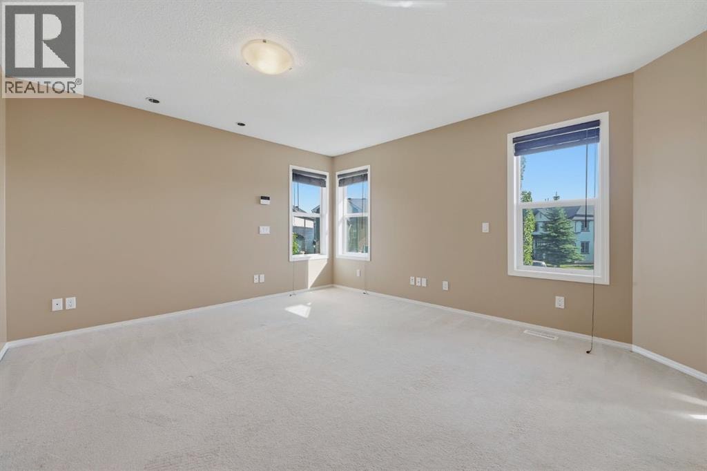 4 Everglen Grove SW — photo 22