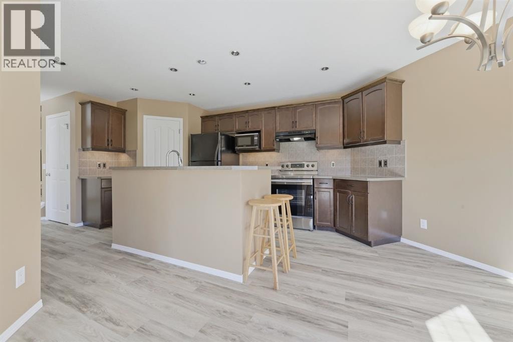 4 Everglen Grove SW — photo 10