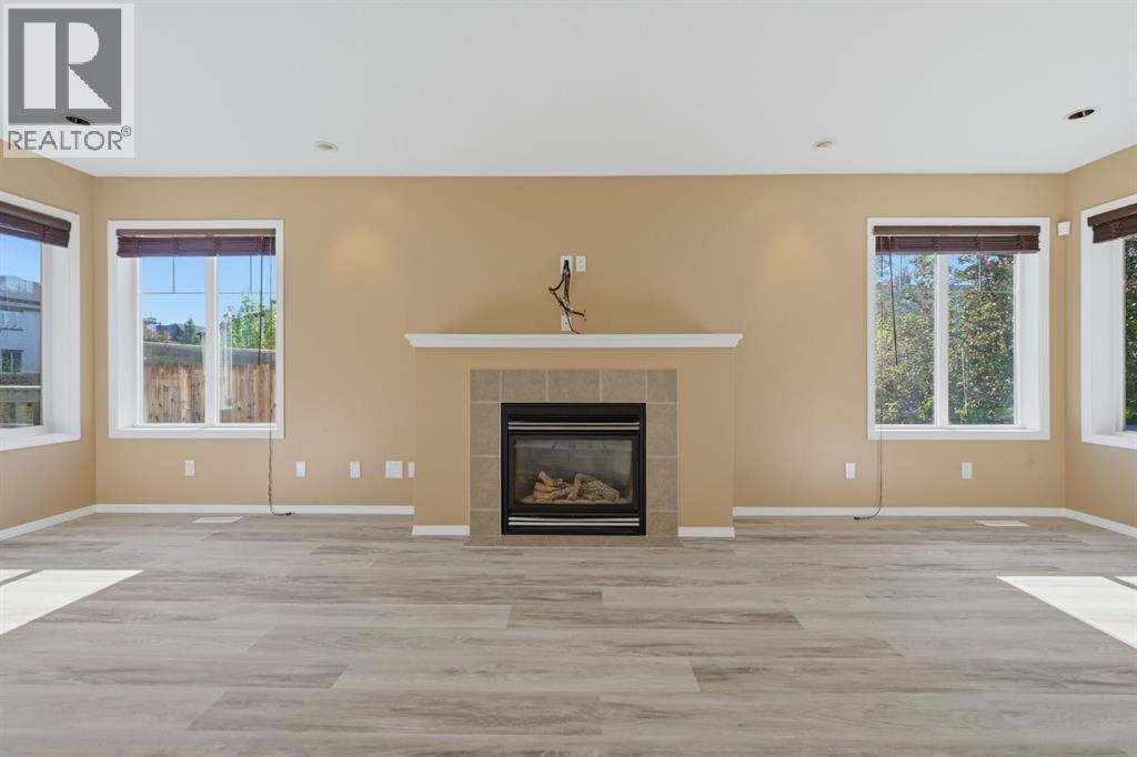 4 Everglen Grove SW — photo 6