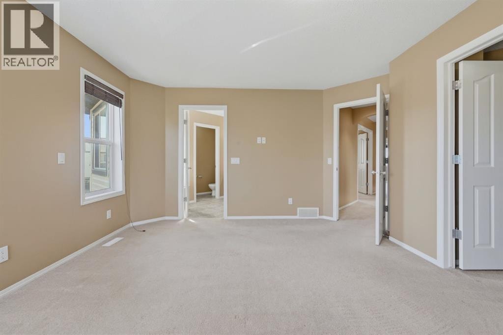 4 Everglen Grove SW — photo 23