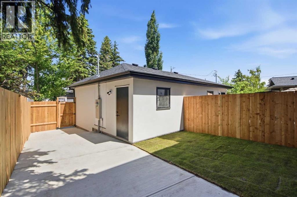 4724 Nordegg Crescent NW — photo 48