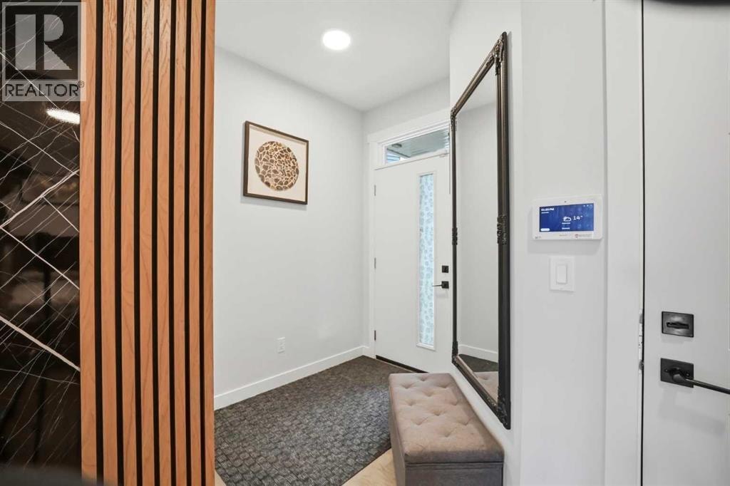 241 Homestead Crescent NE — photo 4
