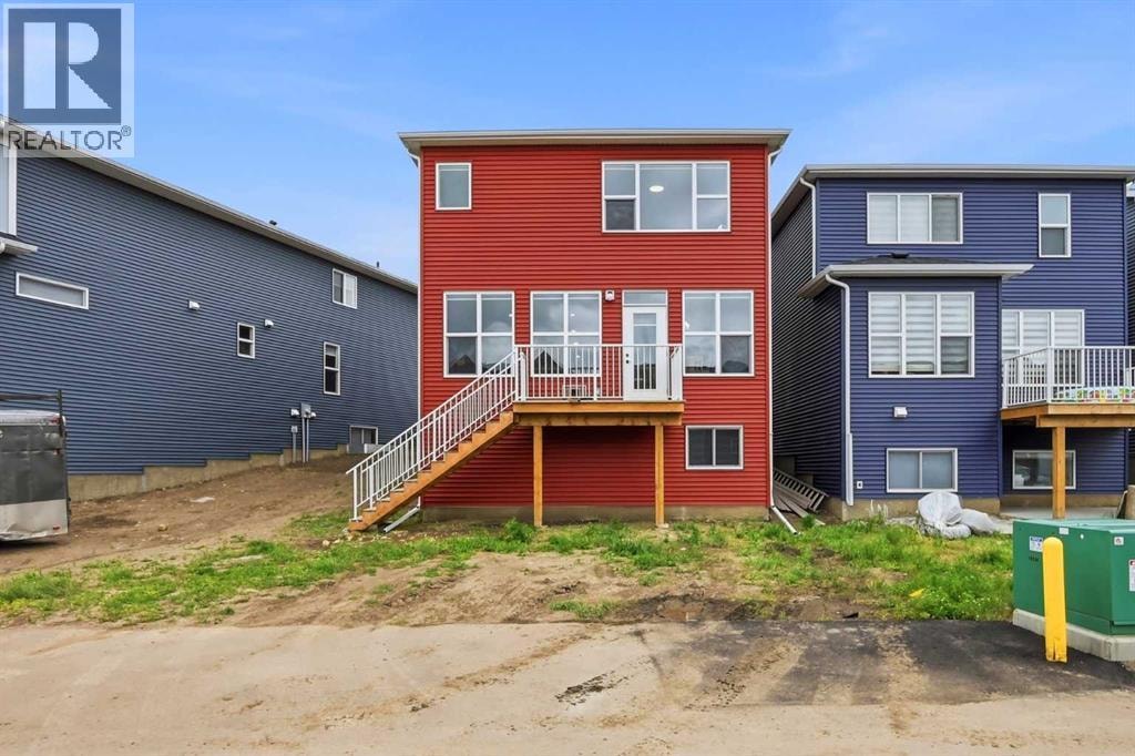 241 Homestead Crescent NE — photo 50