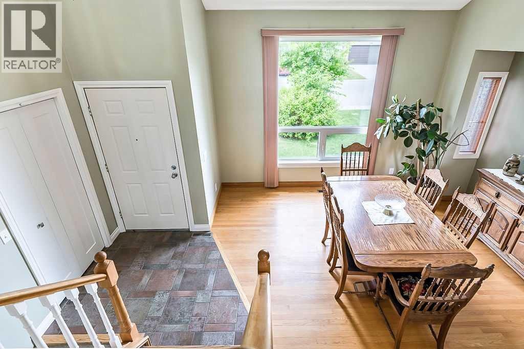 141 Shawfield Way SW — photo 10