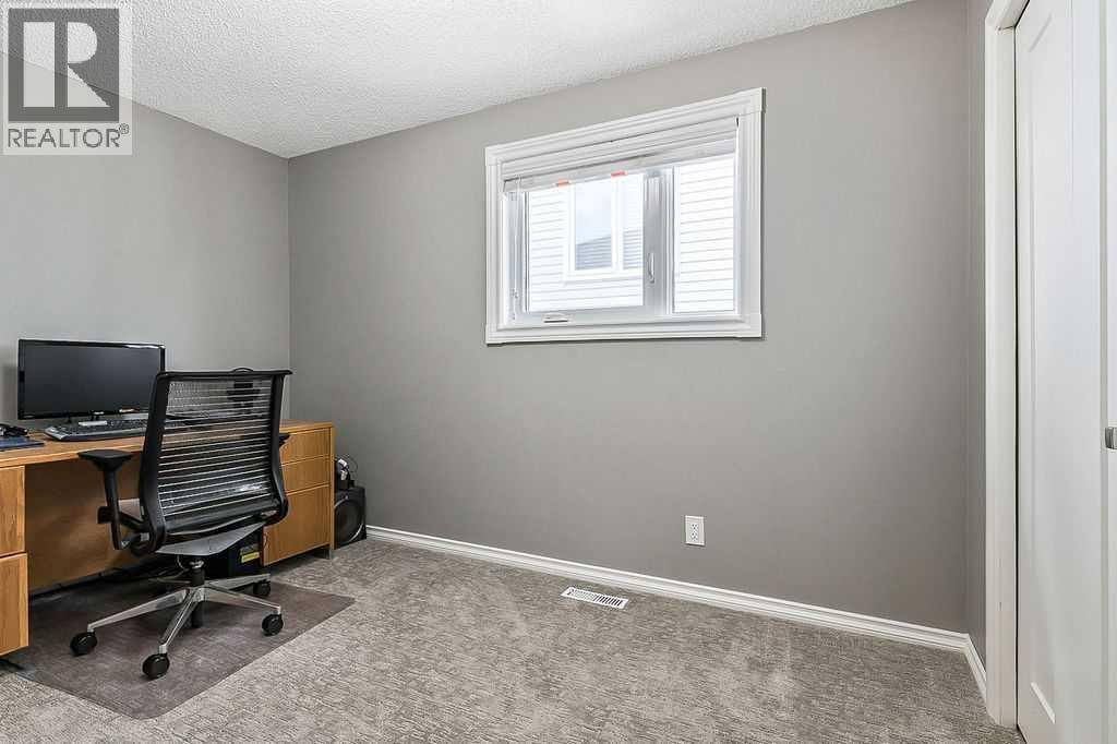 141 Shawfield Way SW — photo 18