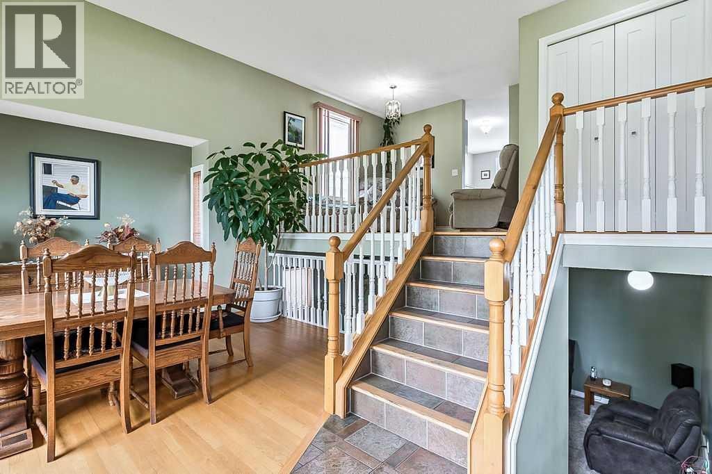 141 Shawfield Way SW