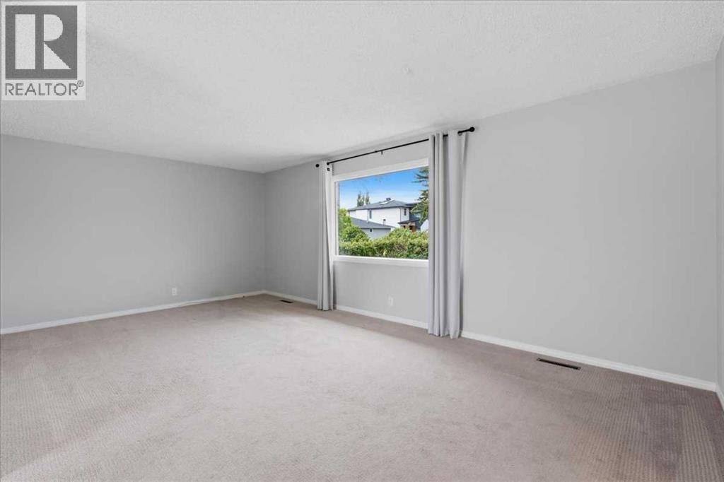 4408 8 Avenue SW — photo 5