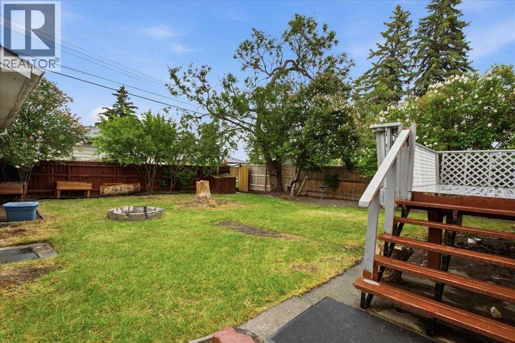 4408 8 Avenue SW — photo 39