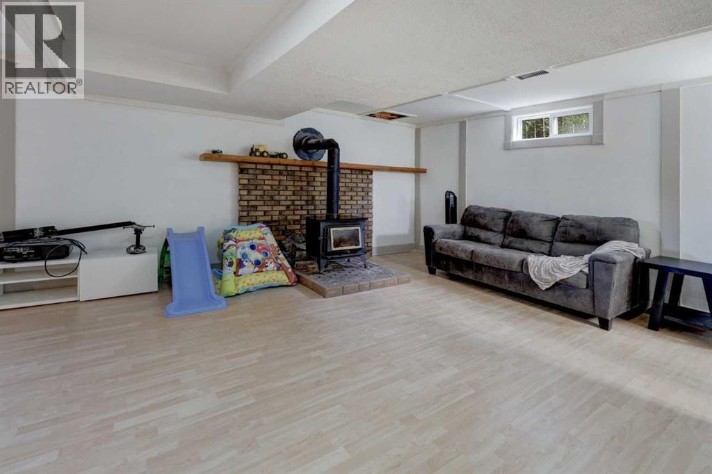 620 Mcculloch Crescent — photo 18
