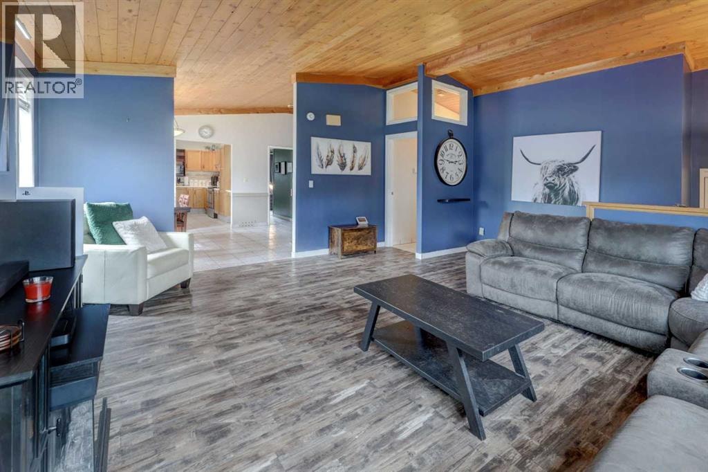 620 Mcculloch Crescent — photo 4