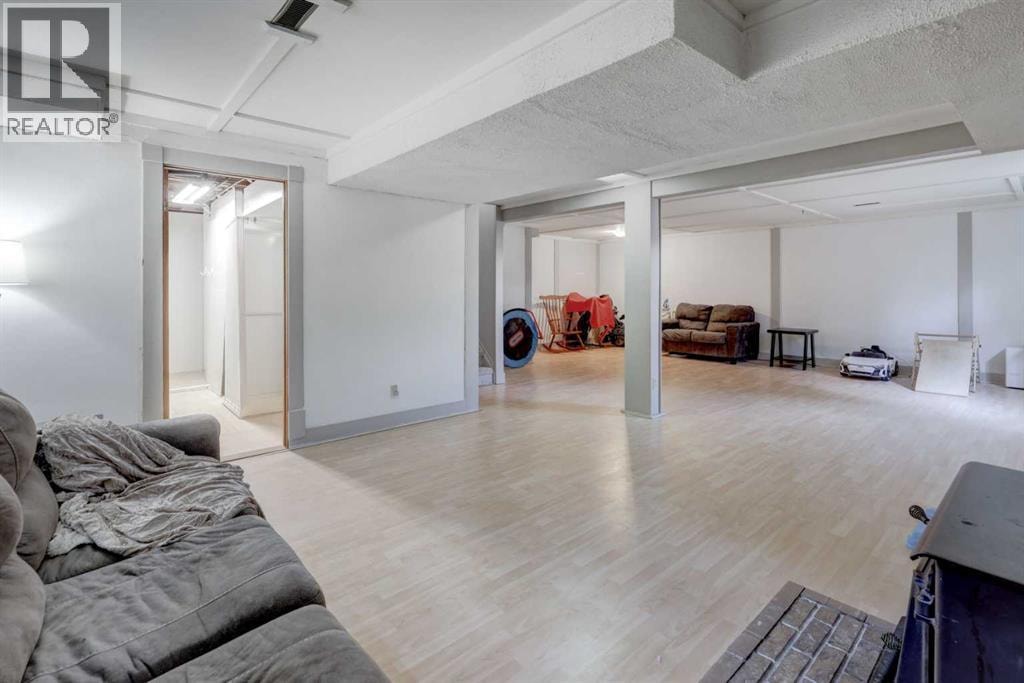 620 Mcculloch Crescent — photo 19