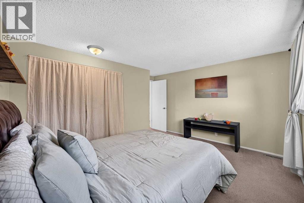 6417 26 Avenue NE — photo 21