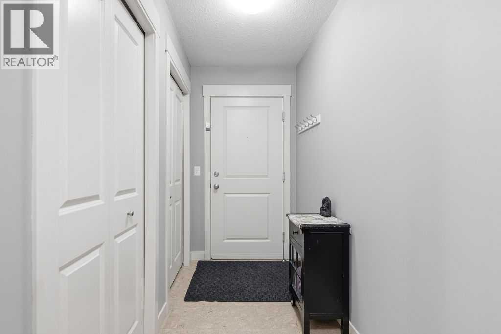 6114, 155 Skyview Ranch Way NE — photo 8