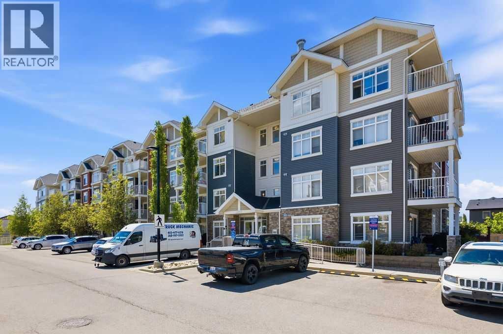 6114, 155 Skyview Ranch Way NE — photo 4