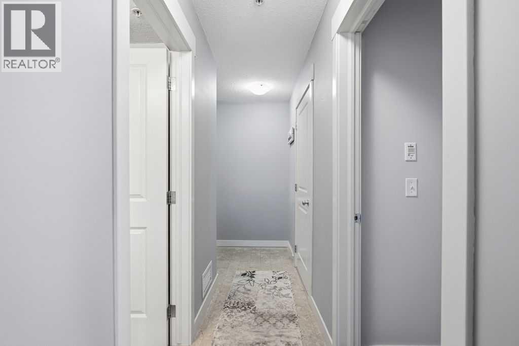 6114, 155 Skyview Ranch Way NE — photo 9