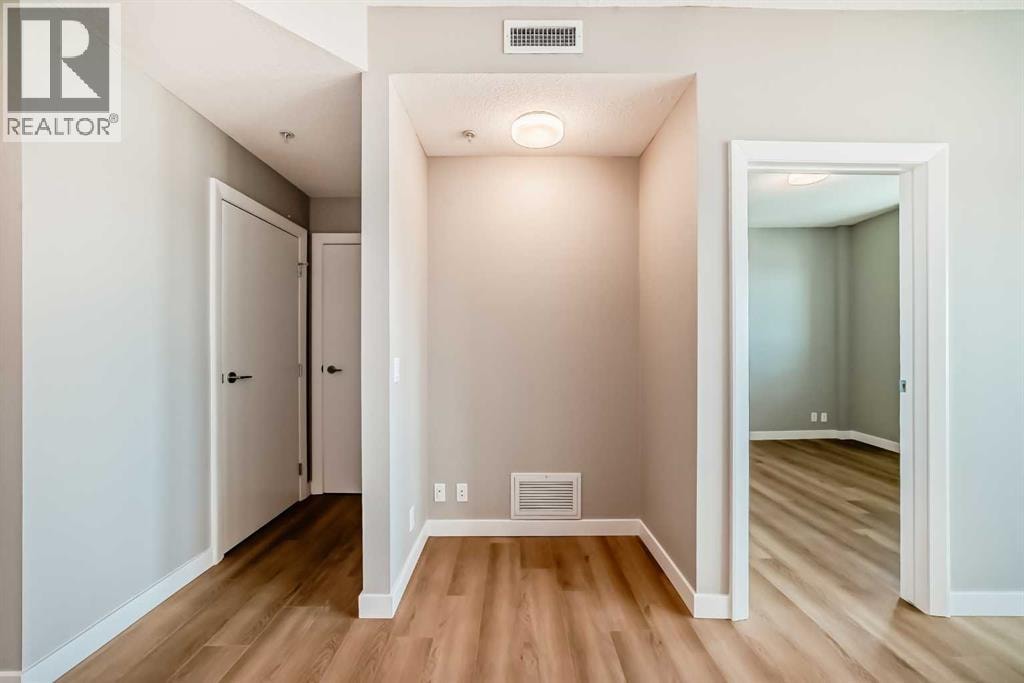 1408, 210 15 Avenue SE — photo 13