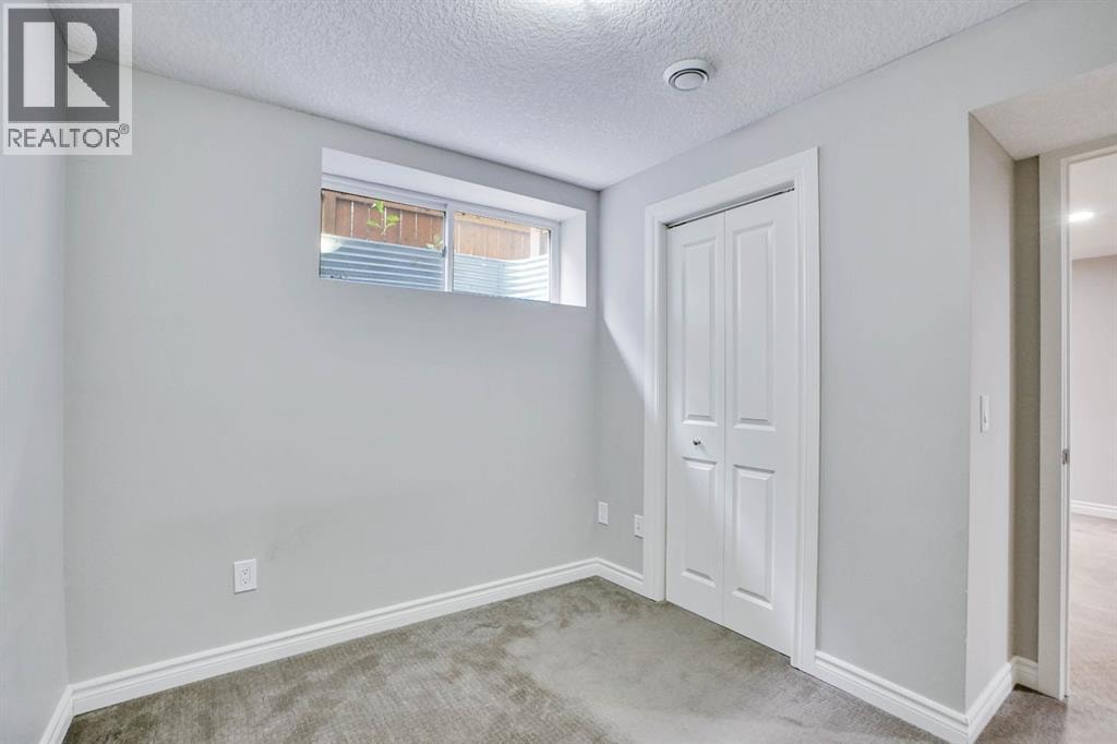 117 Hawkmere Place — photo 37