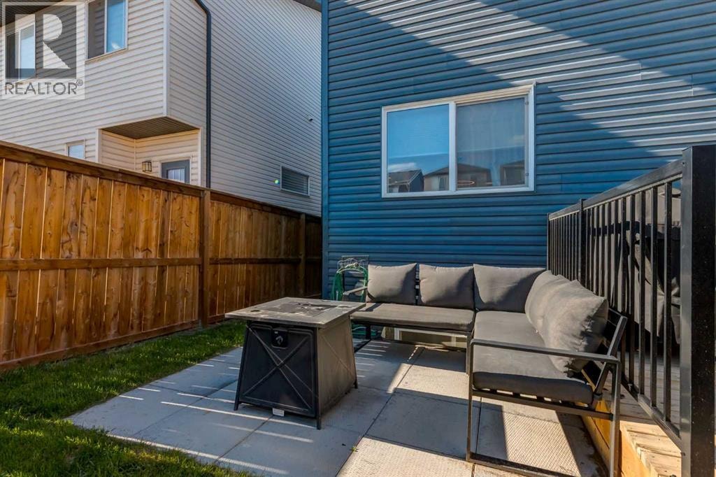 193 Ambleton Drive NW — photo 32