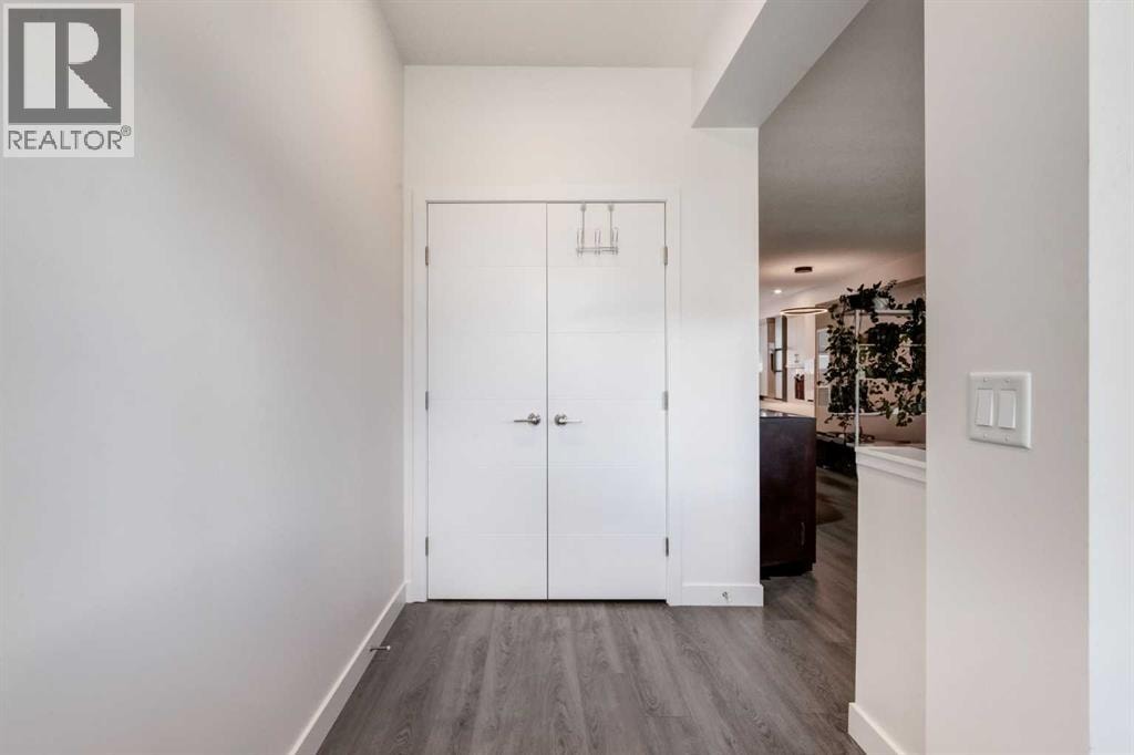 193 Ambleton Drive NW — photo 3