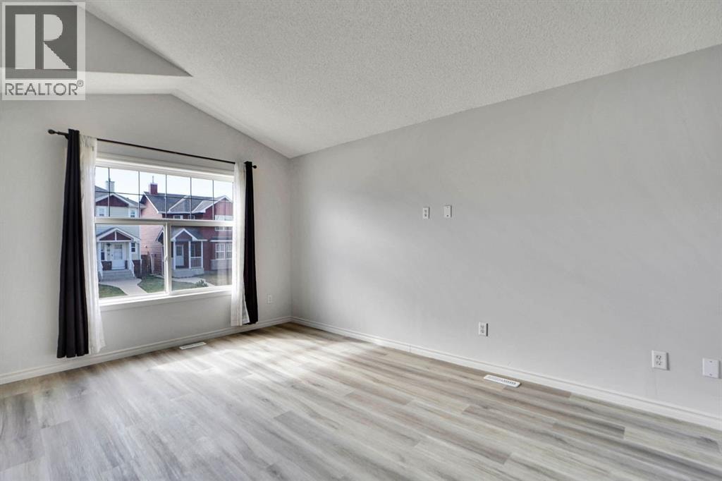71 Saddlemont Road NE — photo 4