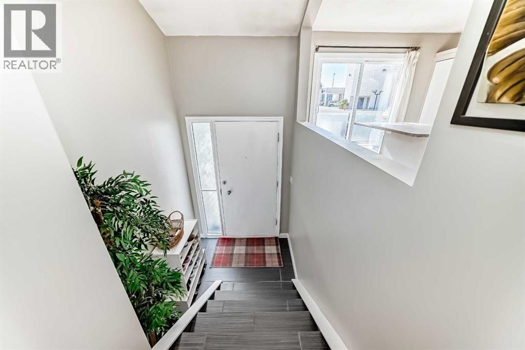 208, 1305 Glenmore Trail SW — photo 4