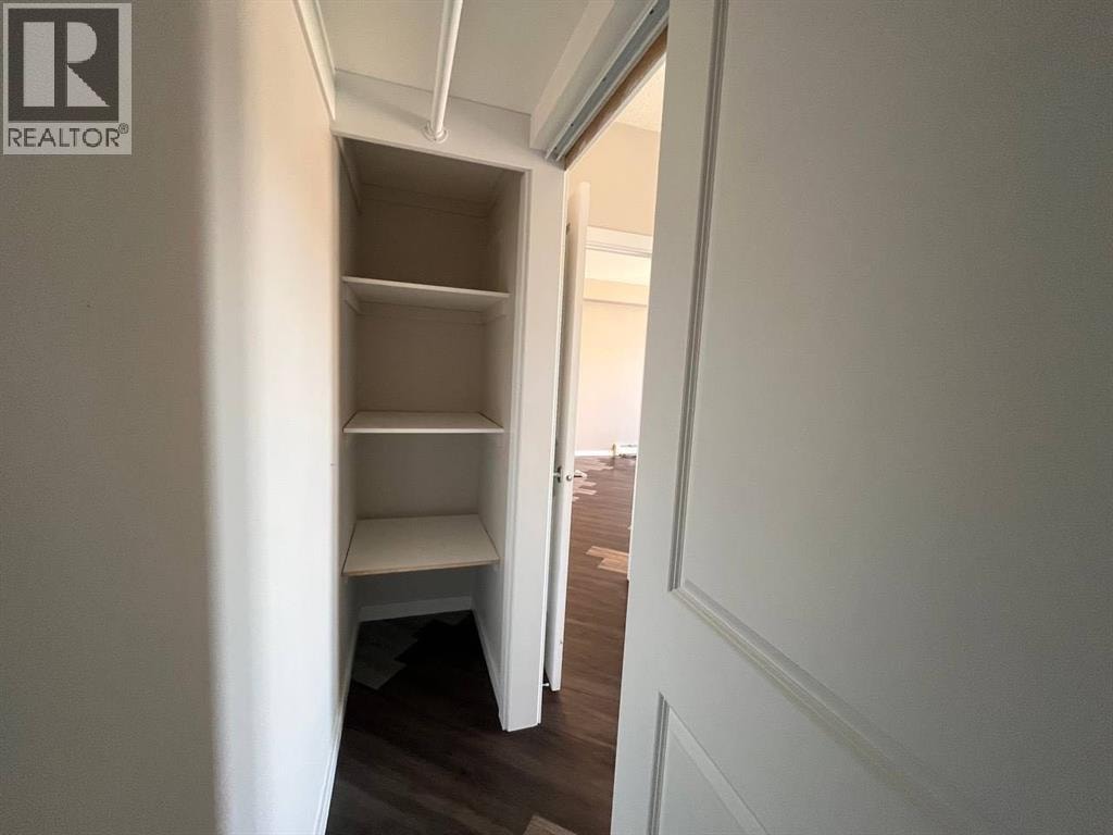 208, 100 Cranfield Common SE — photo 14