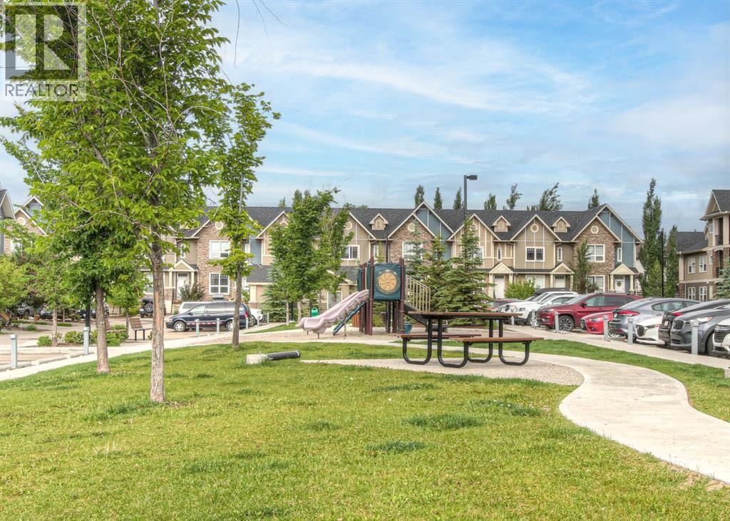 208, 100 Cranfield Common SE — photo 22
