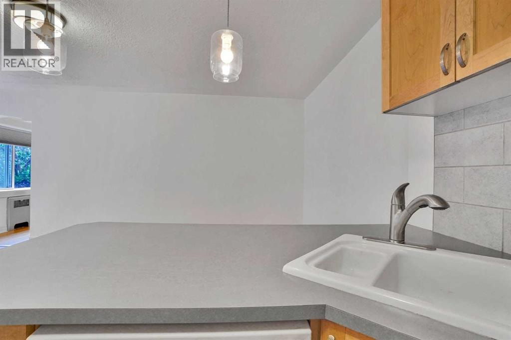 12A, 330 19 Avenue SW — photo 13