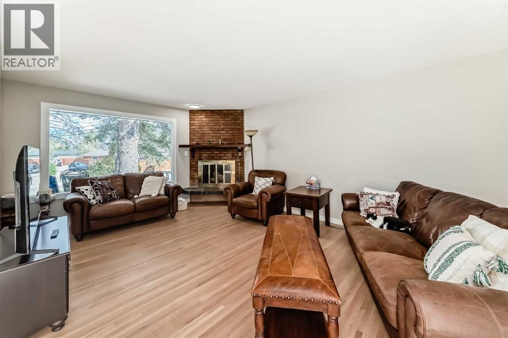 5007 Vallance Crescent NW — photo 14
