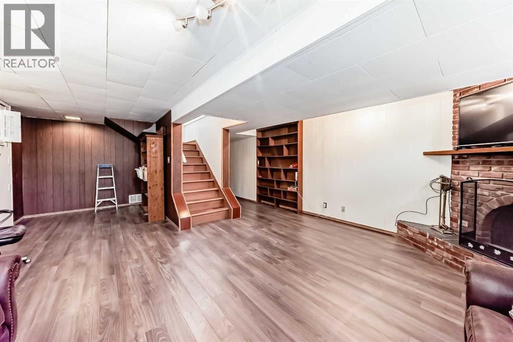 5007 Vallance Crescent NW — photo 31
