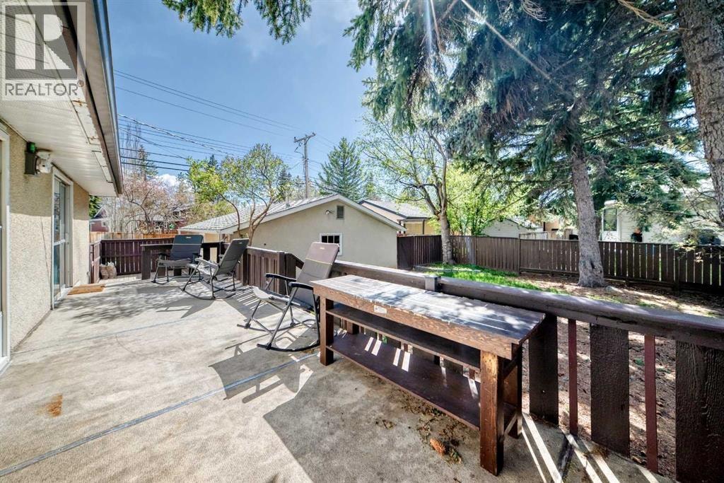 5007 Vallance Crescent NW — photo 17