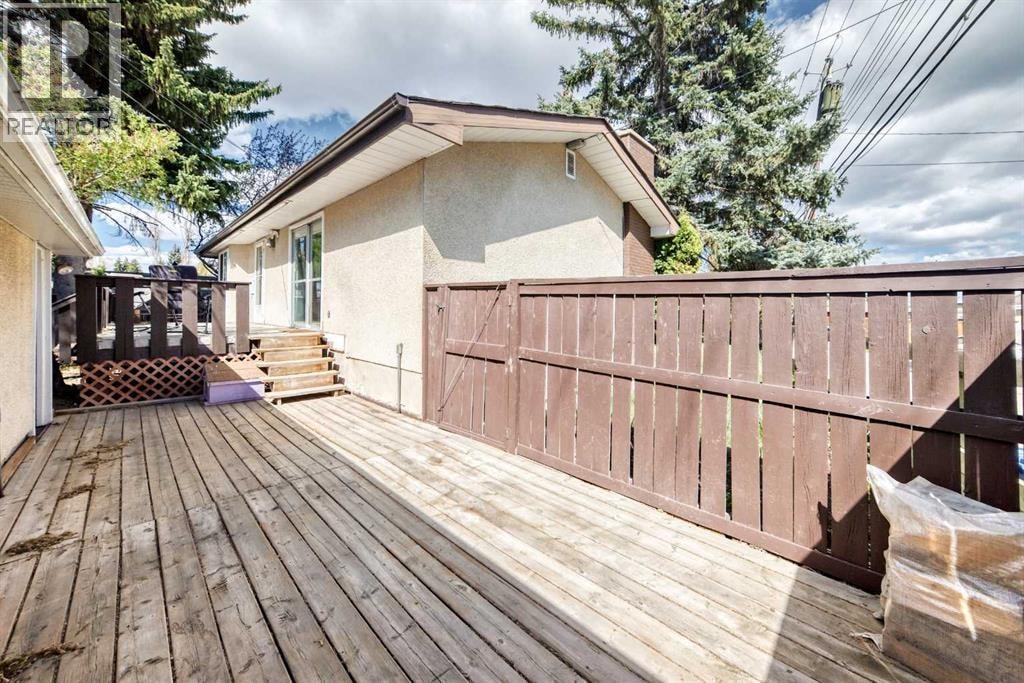 5007 Vallance Crescent NW — photo 45