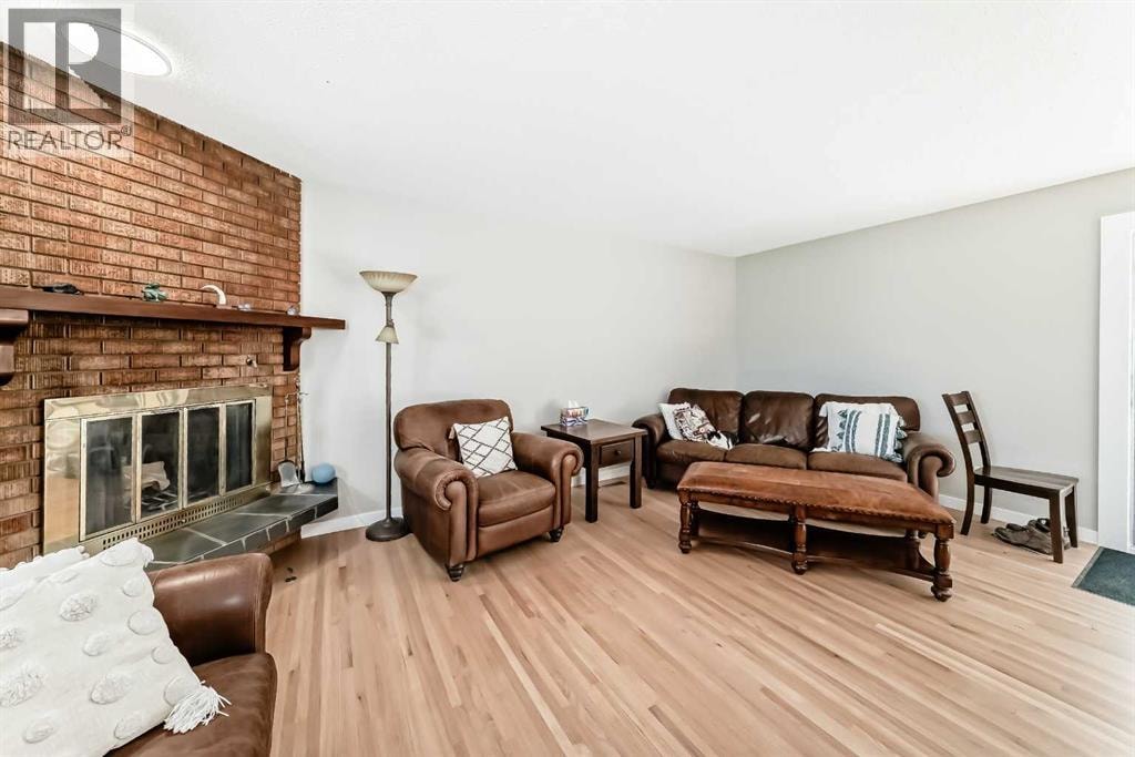 5007 Vallance Crescent NW — photo 10