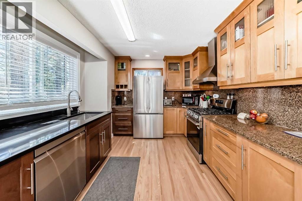 5007 Vallance Crescent NW — photo 3