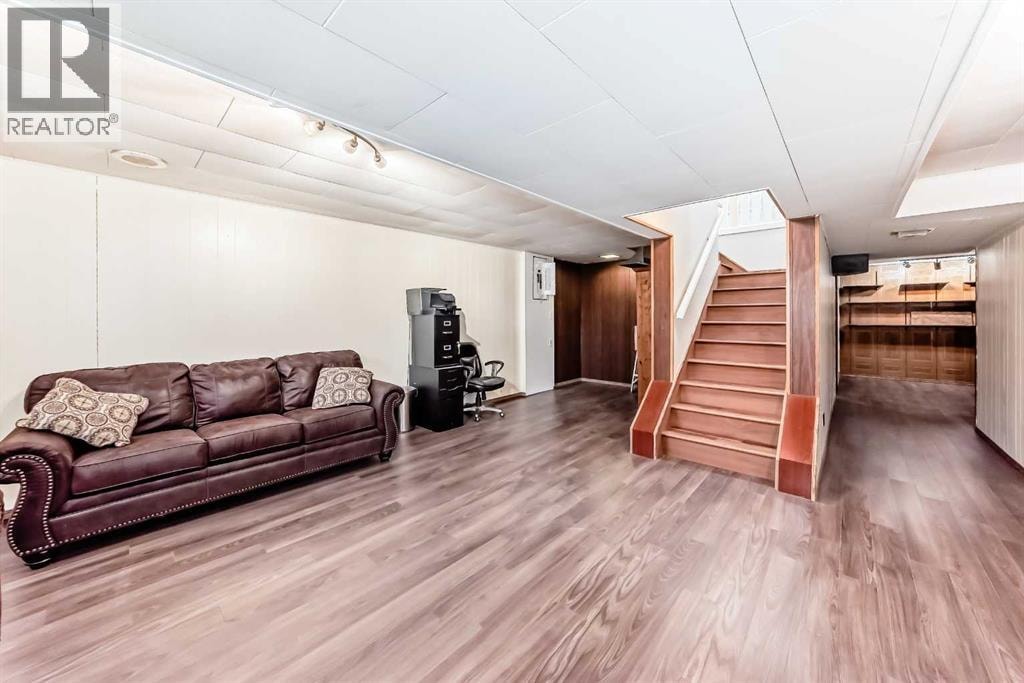 5007 Vallance Crescent NW — photo 30