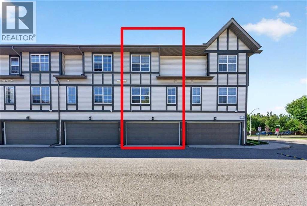 38 Cranford Drive SE — photo 3