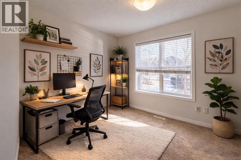 38 Cranford Drive SE — photo 9