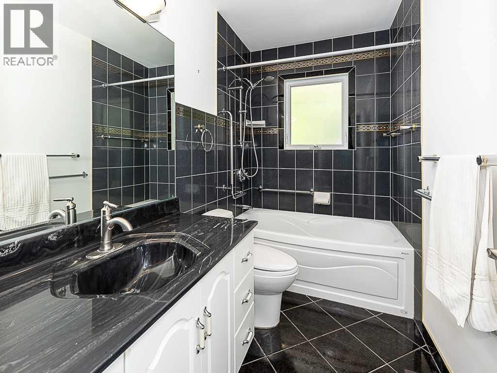 1916 Grand Oaks Drive SW — photo 18