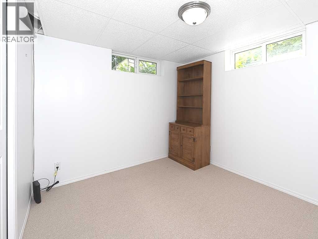 1916 Grand Oaks Drive SW — photo 23