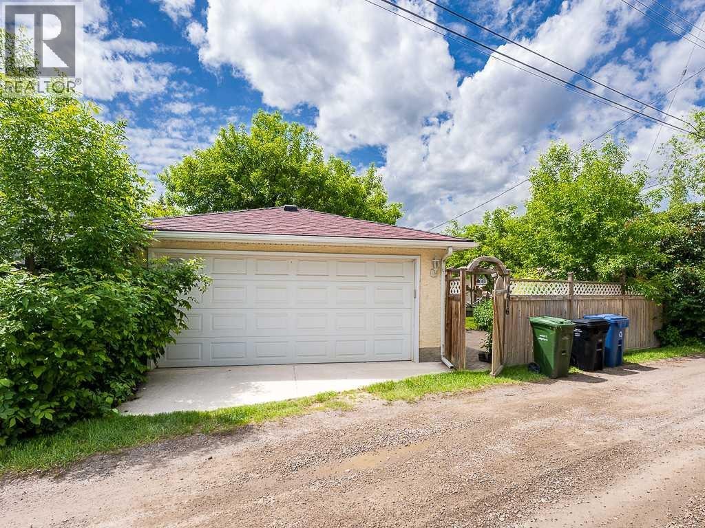 1916 Grand Oaks Drive SW — photo 33