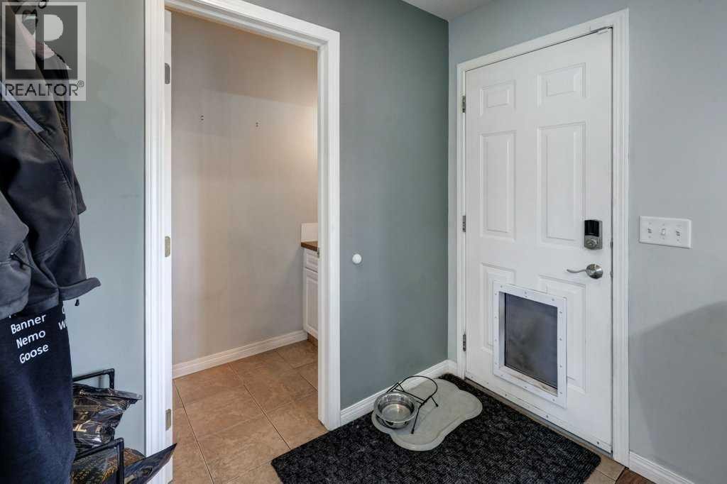 8034 24 Street SE — photo 13