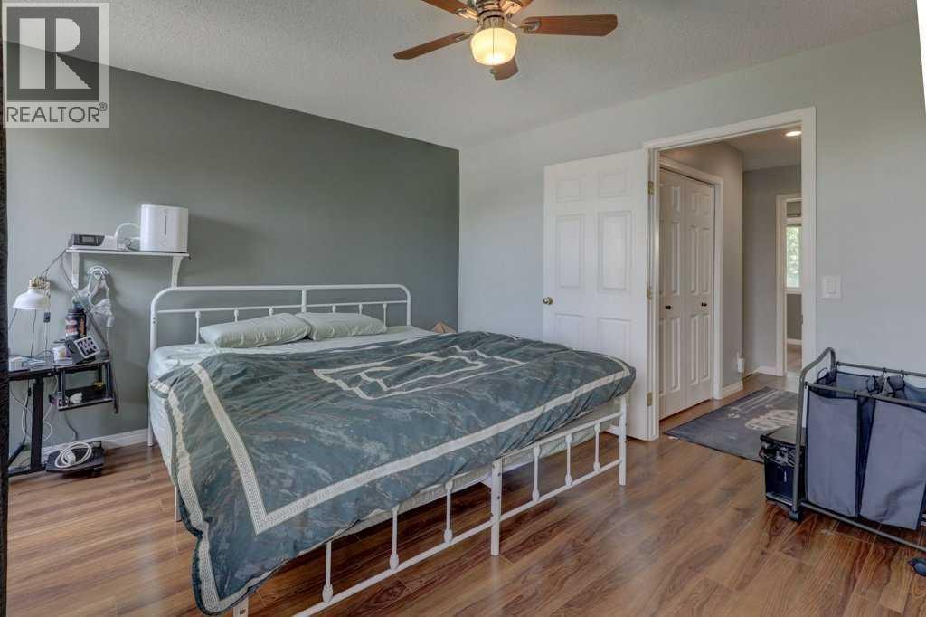 8034 24 Street SE — photo 16