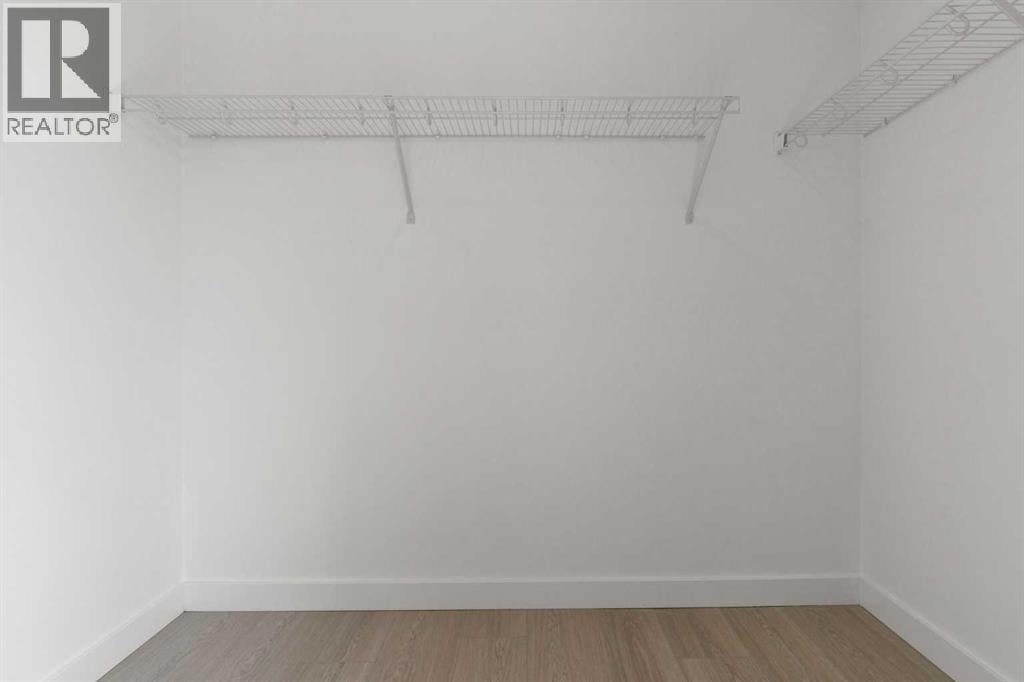 1002, 24 Rivercrest Drive — photo 20