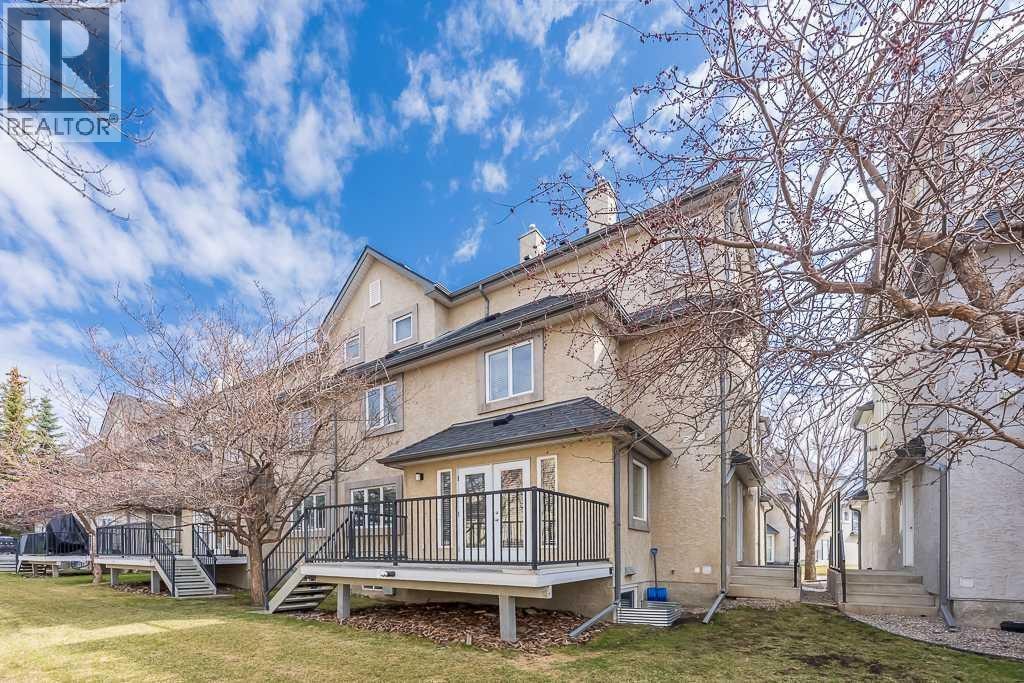 172 Simcoe Place SW — photo 3