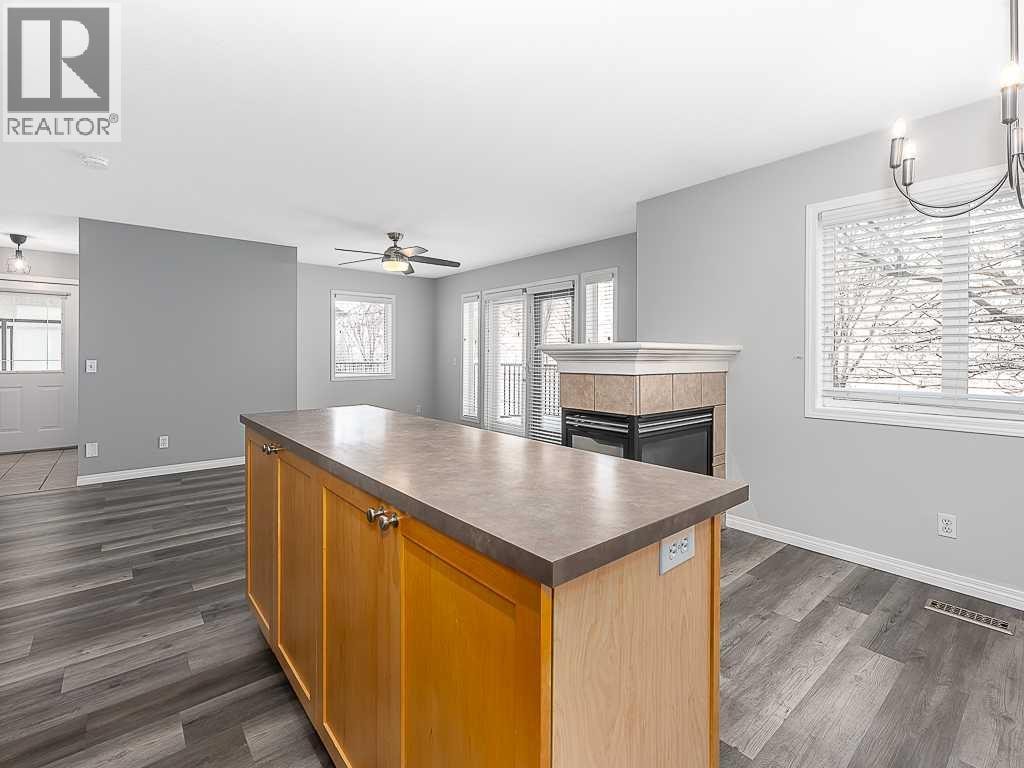 172 Simcoe Place SW — photo 9