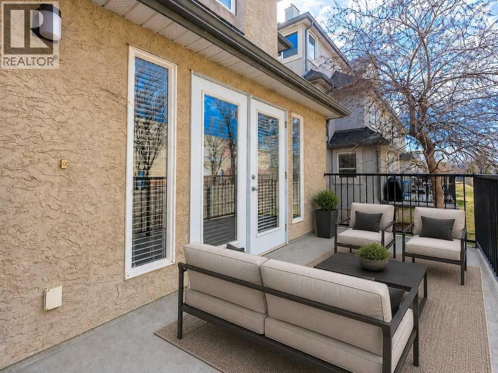 172 Simcoe Place SW — photo 11