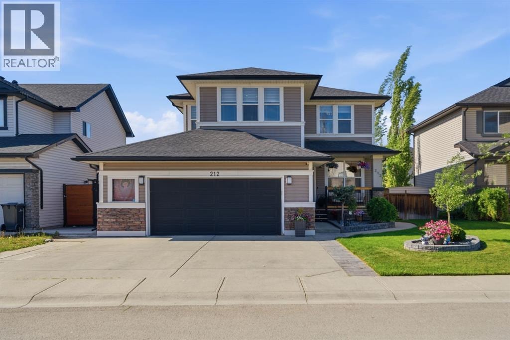 212 Willowmere Close — photo 1