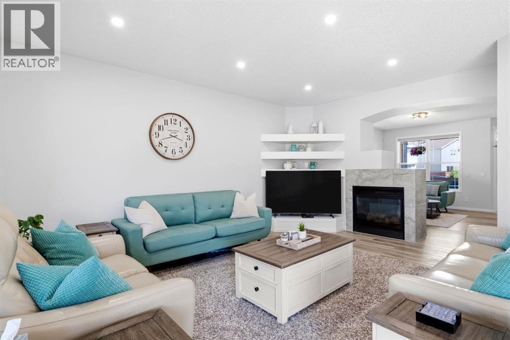 212 Willowmere Close — photo 9