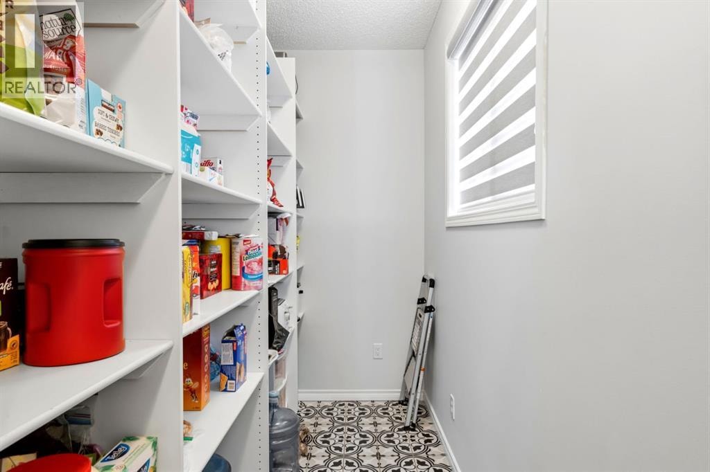 212 Willowmere Close — photo 17